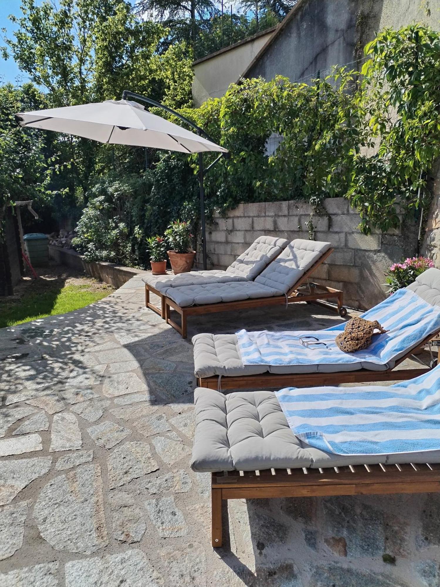 Mes Maisons Gardoises, Two Gites Sleeping 13 With Two Private Pools, Kids Room, Laundry, Disco, Free Wifi, Linen And Dog'S Are Welcome Gagnières Exterior foto